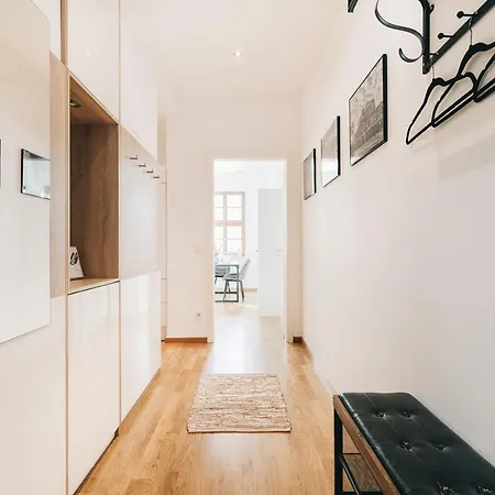 Style Residenz Direkt An Der Frauenkirche Netflix Apartment Dresden